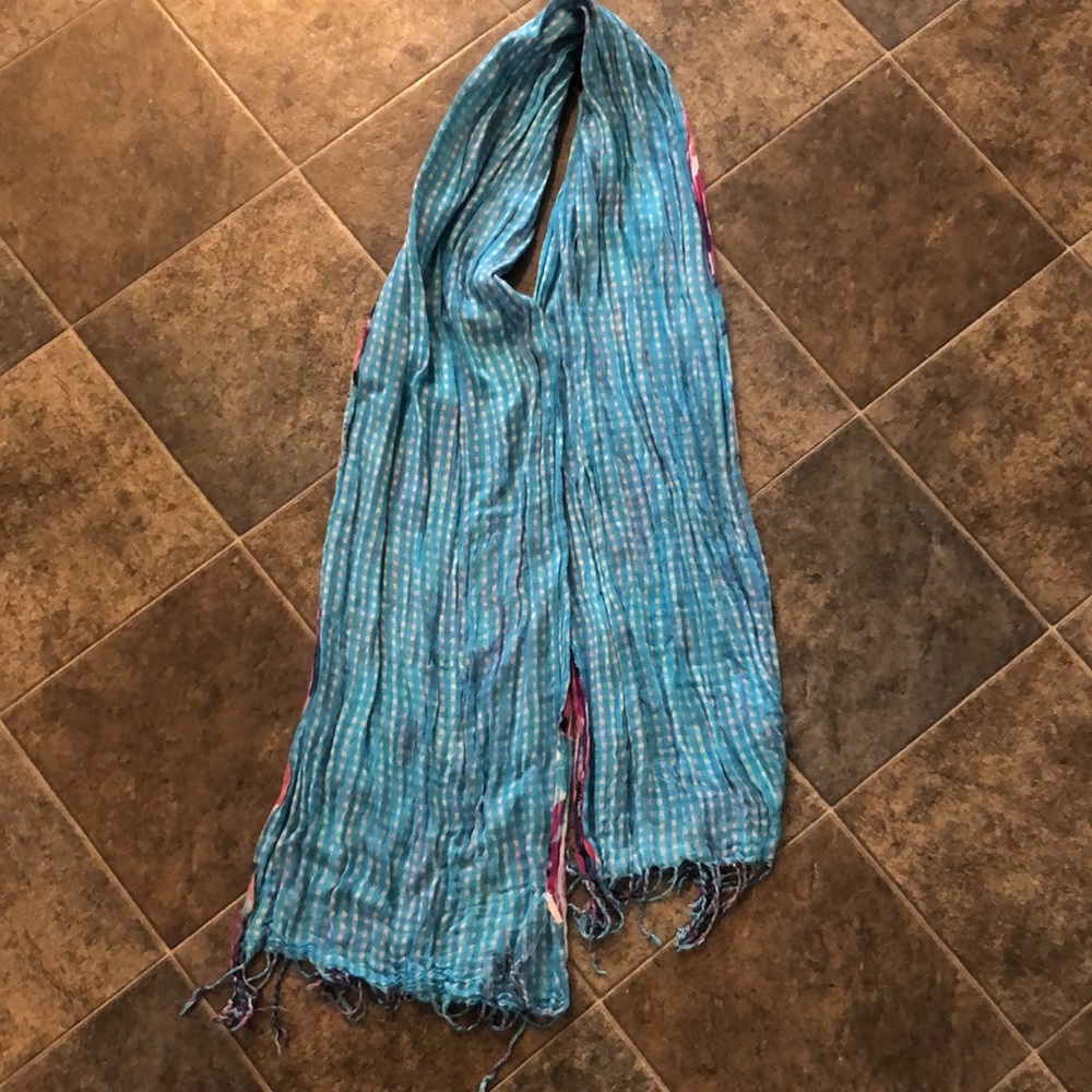 Reversible Scarf - Picture 4 of 4